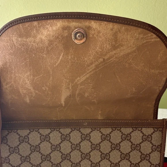 Gucci Tan and Brown Monogram Shoulder Bag - Picture 4 of 8